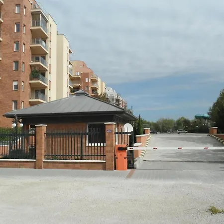 Galerius Aranypart Apartman Siofok Exterior photo