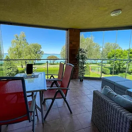 Galerius Aranypart Apartman Siofok Exterior photo